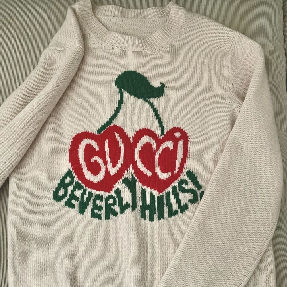Gucci cherry logo sweater! Perfect condition! Worn once super soft